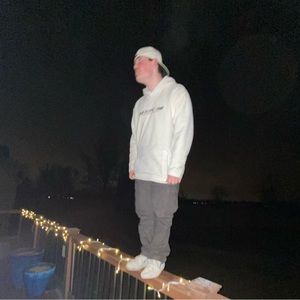 Meet your Posher, Aj